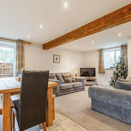 Owls Rest - Iua Filey